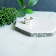 Load image into Gallery viewer, Sterling Silver Ear Cuff - 6mm Wide Floral Pattern