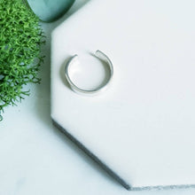 Load image into Gallery viewer, Sterling Silver Ear Cuff - 2mm Smooth