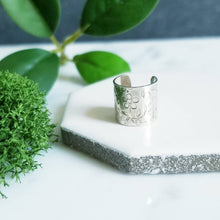 Load image into Gallery viewer, 10mm Wide Sterling Silver Ear Cuff, Daisy Floral