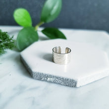 Load image into Gallery viewer, Daisy Flower 6mm Wide Sterling Silver Ear Cuff