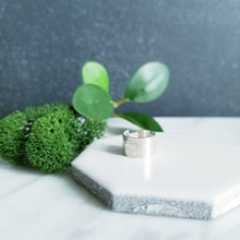 Load image into Gallery viewer, Daisy Flower 6mm Wide Sterling Silver Ear Cuff