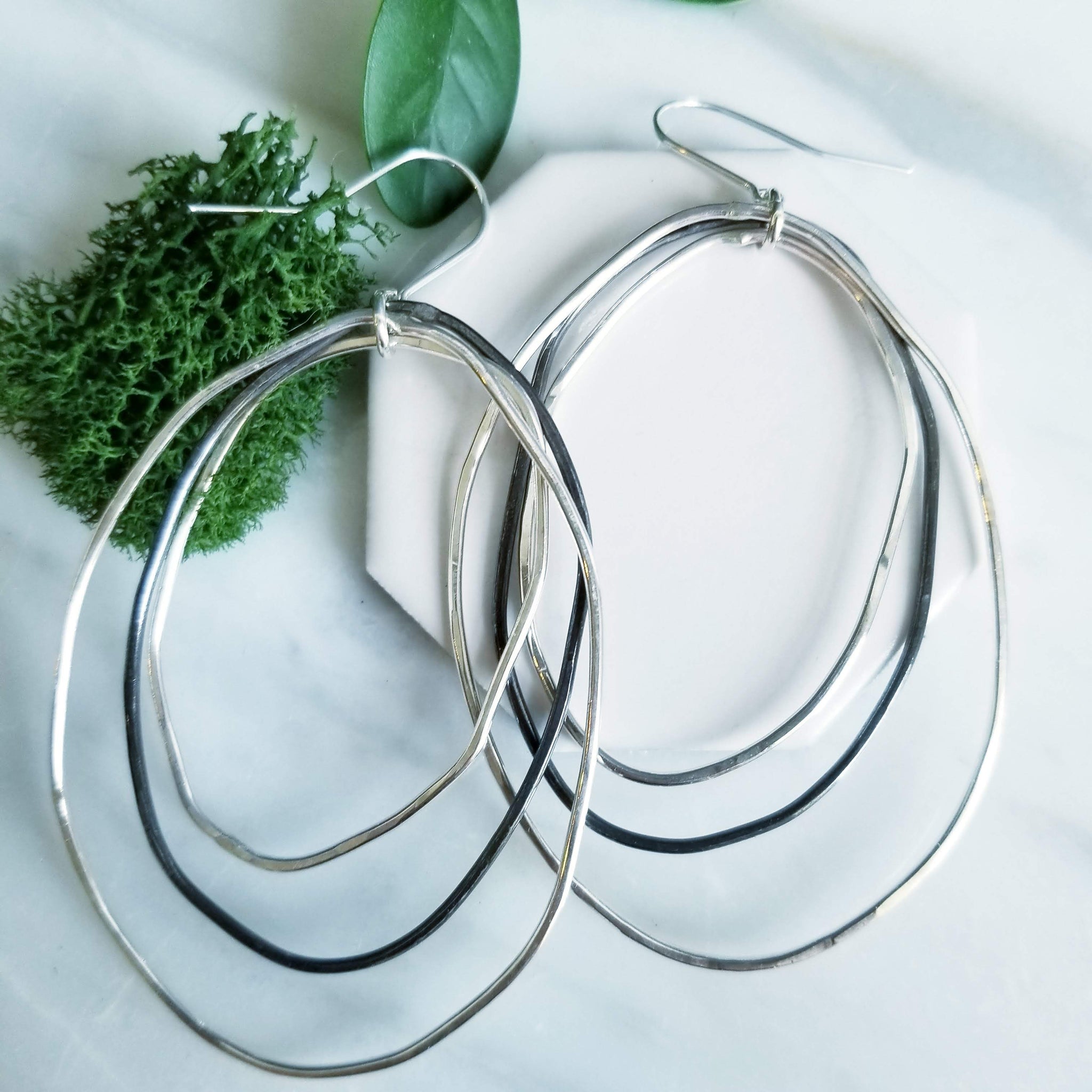 Two-Tone Earrings Hammered Oval Hoop Earrings, Mixed Metal Hoops