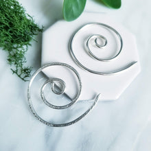 Load image into Gallery viewer, Sterling Silver Spiral Shawl Brooch
