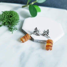 Load image into Gallery viewer, Honey Bee &amp; Amber Earrings
