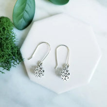 Load image into Gallery viewer, Small Sterling Silver Snowflake Earrings
