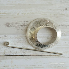 Load image into Gallery viewer, Floral Sterling Silver Shawl Brooch Circle Pin
