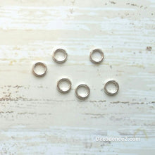 Load image into Gallery viewer, Smooth or Twisted Sterling Silver Circle Stitch Markers- Small Fits 3.5mm or smaller
