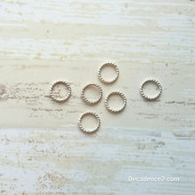 Load image into Gallery viewer, Smooth or Twisted Sterling Silver Circle Stitch Markers- Medium Fits 5.5mm or smaller
