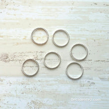 Load image into Gallery viewer, Smooth or Twisted Sterling Silver Circle Stitch Markers- Large Fits 10mm or smaller
