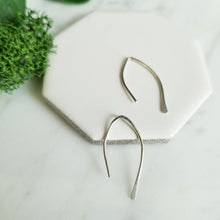 Load image into Gallery viewer, Little Leaflet Sterling Silver Earrings
