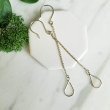 Load image into Gallery viewer, Sterling Silver Swingy Teardrop Rain Drop Chain Earrings
