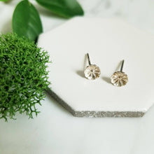 Load image into Gallery viewer, Sterling Silver Petal Flower- Detailed Flower Post Earrings, Stud Earrings
