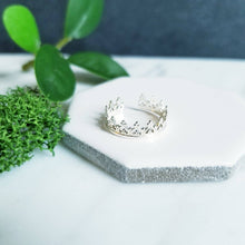 Load image into Gallery viewer, Sterling Silver Princess Crown Toe Ring
