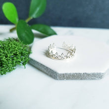 Load image into Gallery viewer, Sterling Silver Princess Crown Toe Ring
