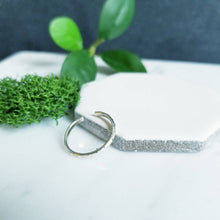 Load image into Gallery viewer, Sterling Silver Toe Ring Dotted Toe Ring
