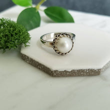 Load image into Gallery viewer, White Pearl &amp; Sterling Silver Crown Bezel Set Ring size 6.5 US
