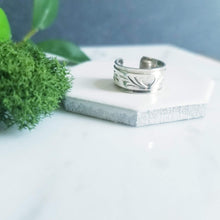 Load image into Gallery viewer, Wide Sterling Silver Toe Ring Heart and Flourish
