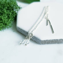 Load image into Gallery viewer, Sterling Silver and faceted quartz Threader Chain Earrings
