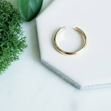 Load image into Gallery viewer, Solid 14K Yellow Gold  Half Round Toe Ring
