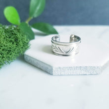 Load image into Gallery viewer, Wide Sterling Silver Toe Ring Heart and Flourish
