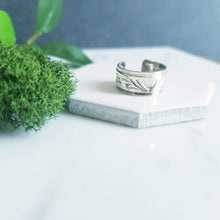 Load image into Gallery viewer, Wide Sterling Silver Toe Ring Heart and Flourish
