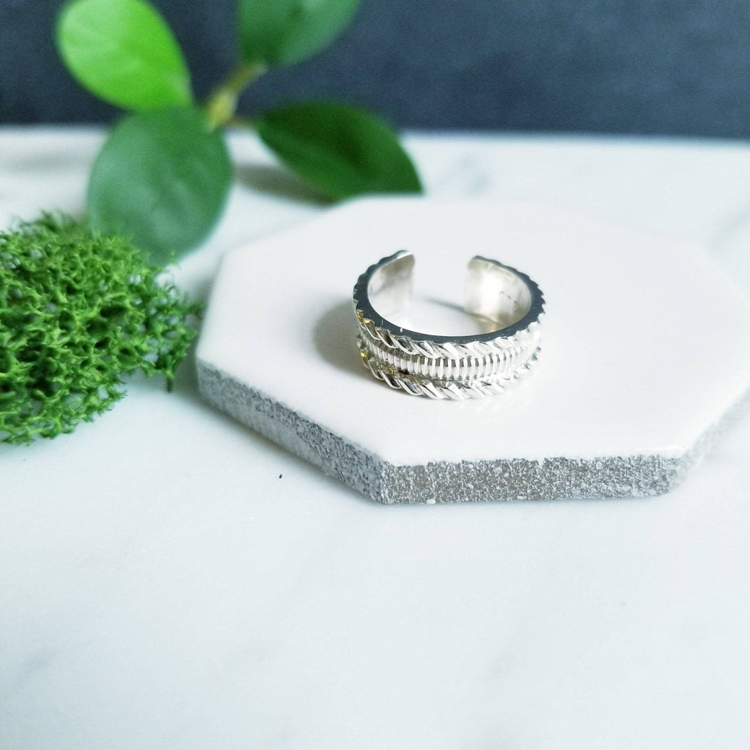 Ornate Twist Sterling Silver Toe Ring