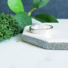 Load image into Gallery viewer, 3mm Sterling Silver Toe Ring- Striated Texture
