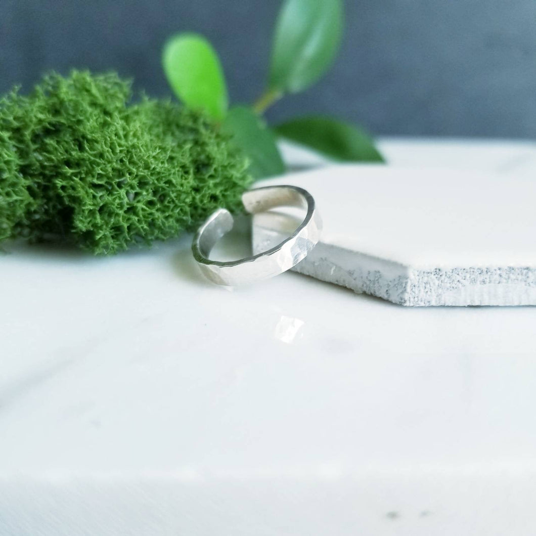 3mm Sterling Silver Toe Ring- Hammered Texture