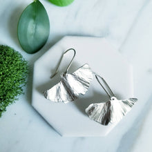 Load image into Gallery viewer, Sterling Silver Ginkgo Leaves Dangle Earrings
