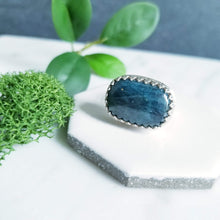 Load image into Gallery viewer, Dark Blue Kyanite Sterling Silver Ring, Size 6.5
