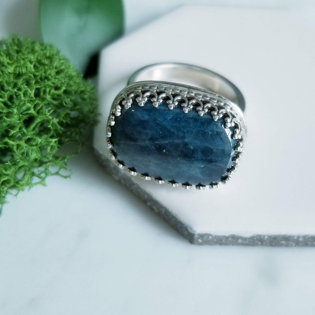 Dark Blue Kyanite Sterling Silver Ring, Size 6.5