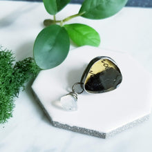 Load image into Gallery viewer, Resin &amp; Sterling Silver Brooch Pin
